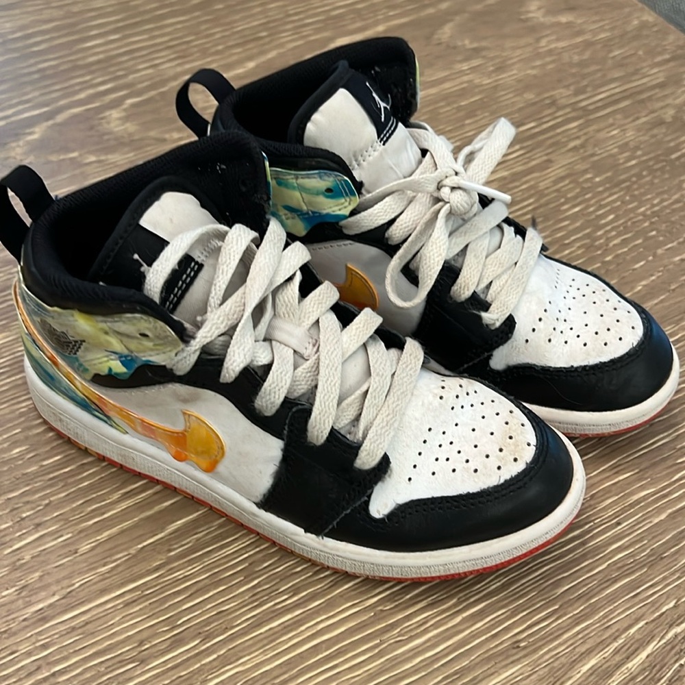 Boys Nike Jordan “Slimes”